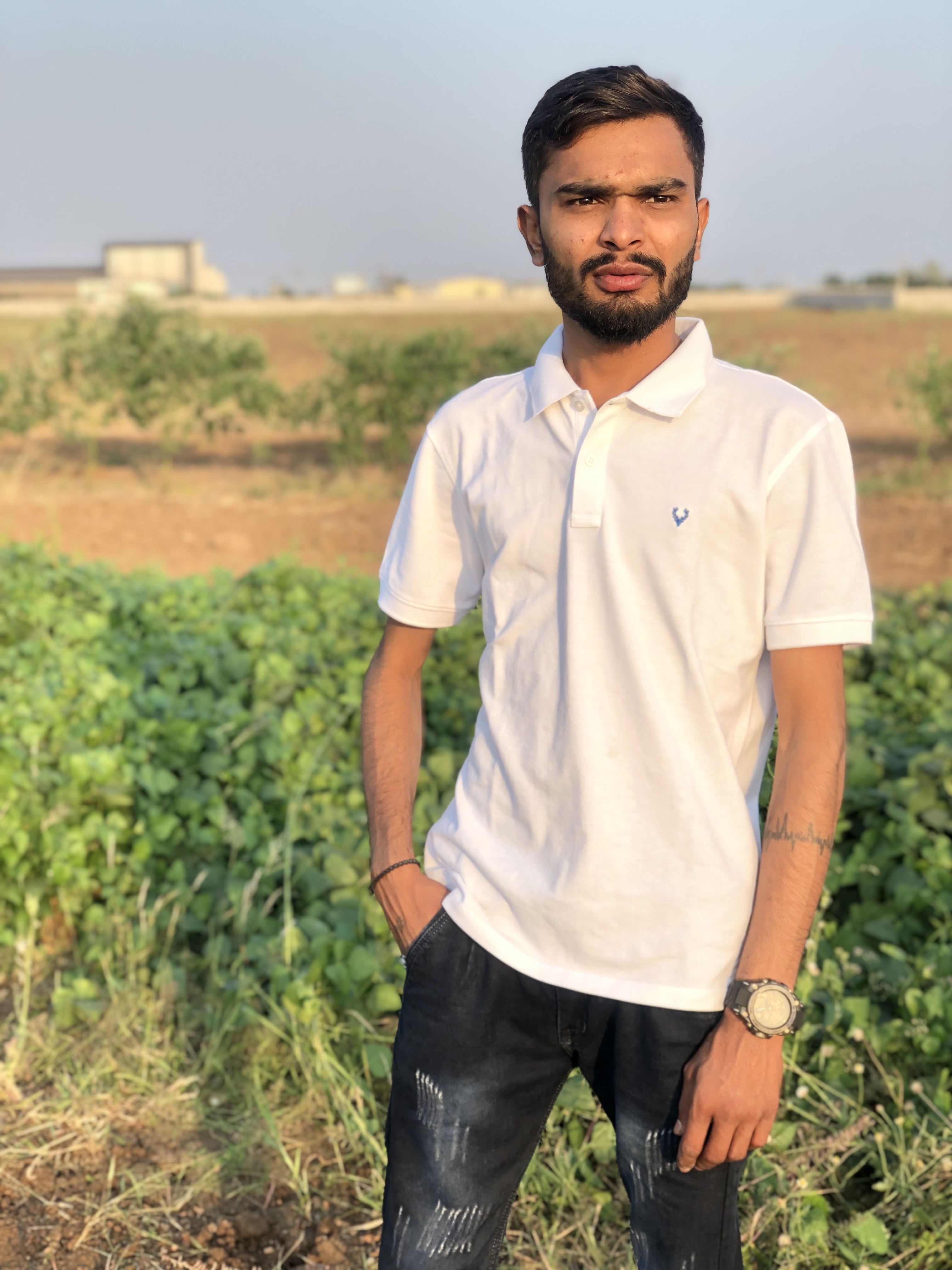 Devang Maheshbhai chotaliya નો પ્રોફાઇલ ફોટો